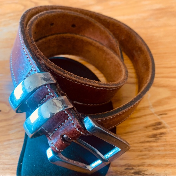 Unbranded Women's Brown Leather Belt with Contrast Stitch Size Small - Picture 2 of 16